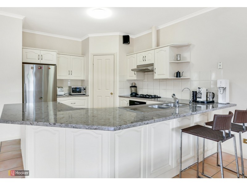 2 Greenleaf Court, Mawson Lakes SA 5095