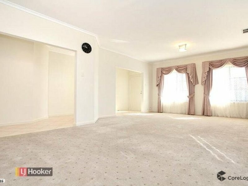 32 Ashwood Circuit, Mawson Lakes SA 5095