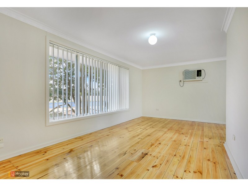42 McKenzie Road, Elizabeth Downs SA 5113