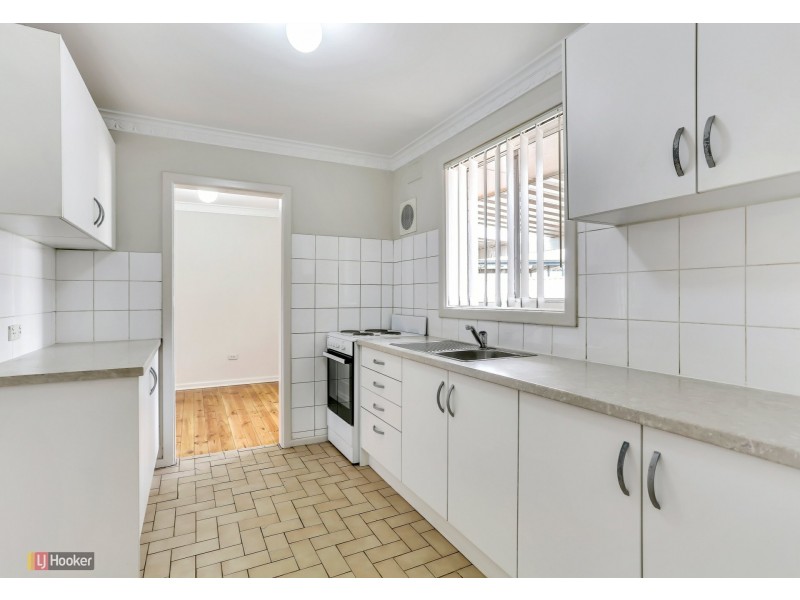 42 McKenzie Road, Elizabeth Downs SA 5113