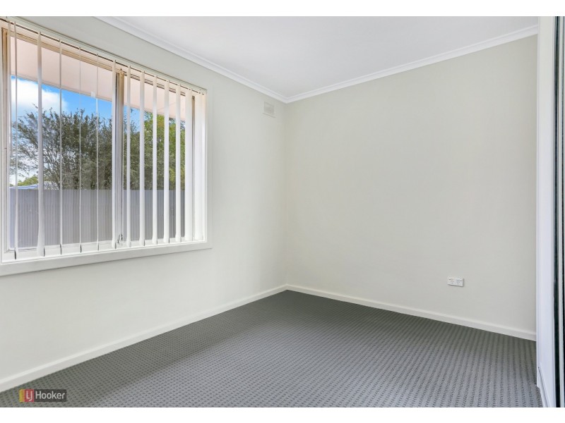 42 McKenzie Road, Elizabeth Downs SA 5113