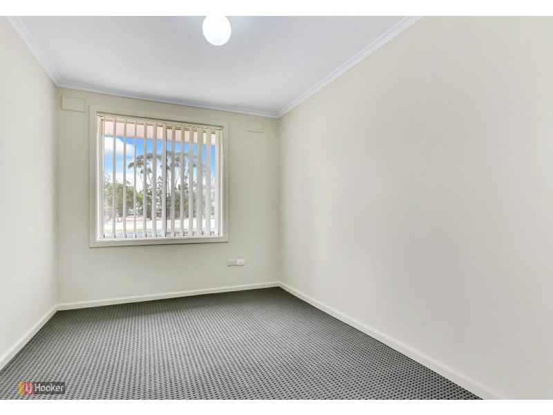 42 McKenzie Road, Elizabeth Downs SA 5113