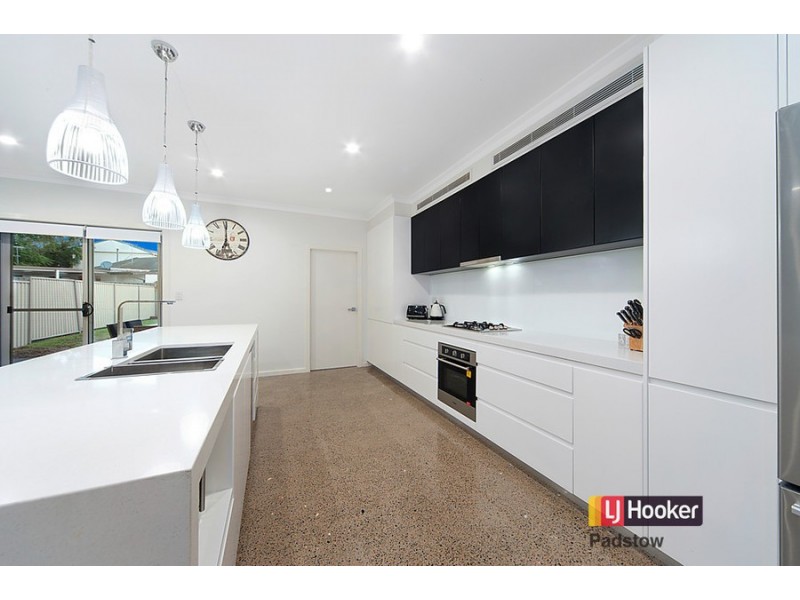 113 Bransgrove Road, Panania NSW 2213