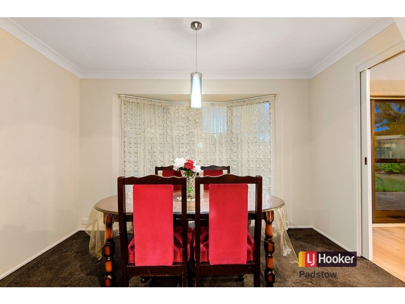 72 Hall Drive, Menai NSW 2234