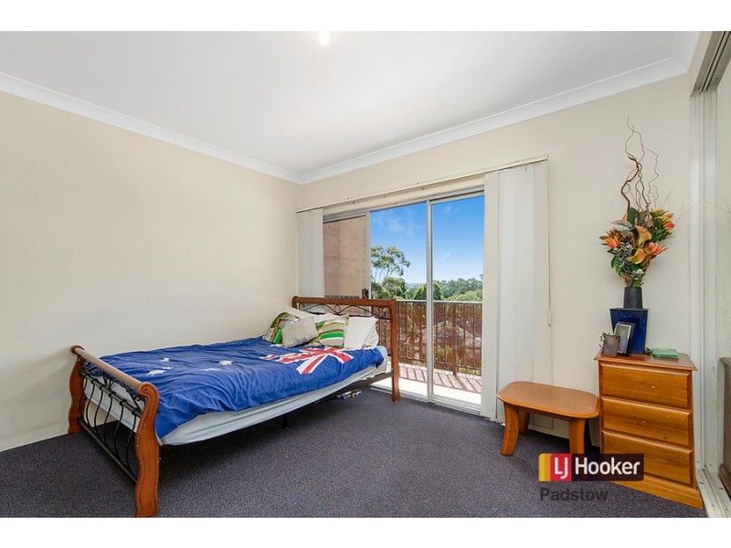 8/2 Faraday Road, Padstow NSW 2211