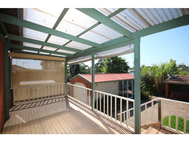 82 Thomas Street, Picnic Point NSW 2213