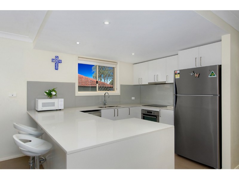 10 Bell Street, Panania NSW 2213