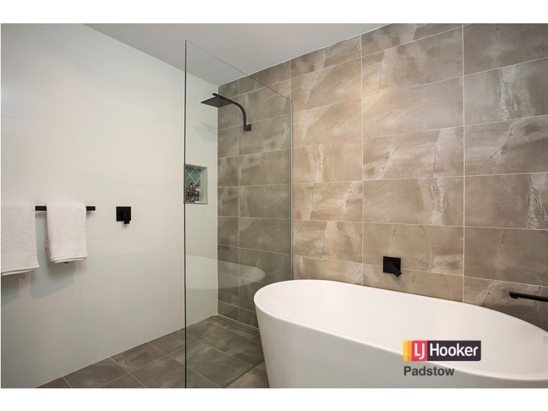 287a The River Road, Revesby Heights NSW 2212