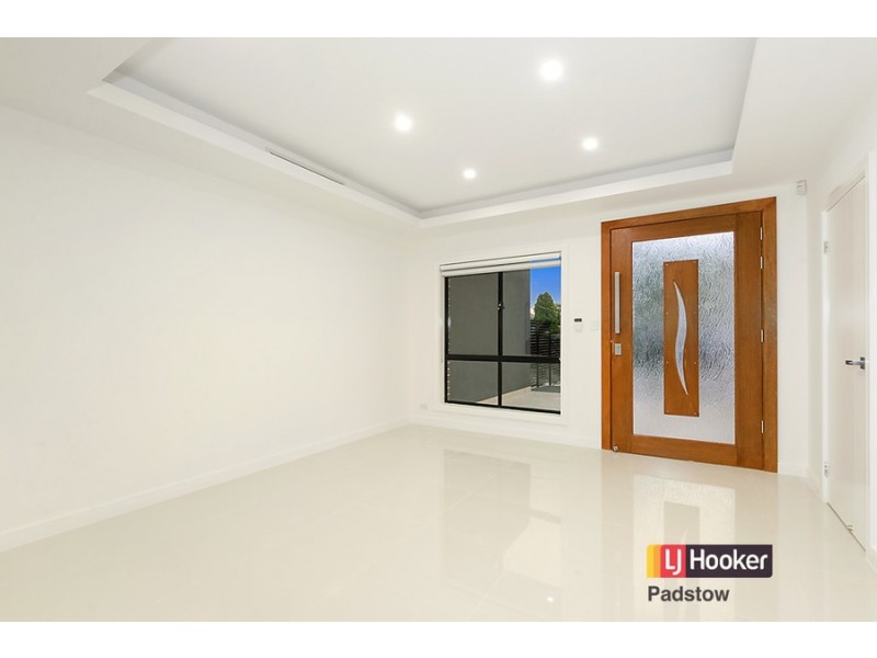 3 Kinross Place, Revesby NSW 2212