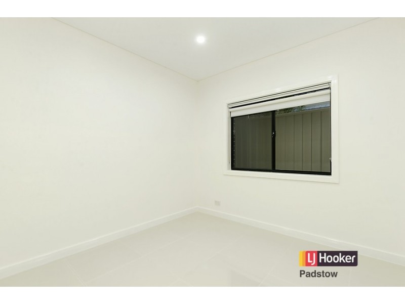 3 Kinross Place, Revesby NSW 2212