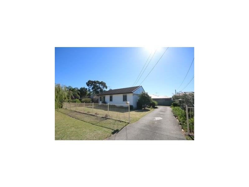 54 Amy Road, Peakhurst NSW 2210