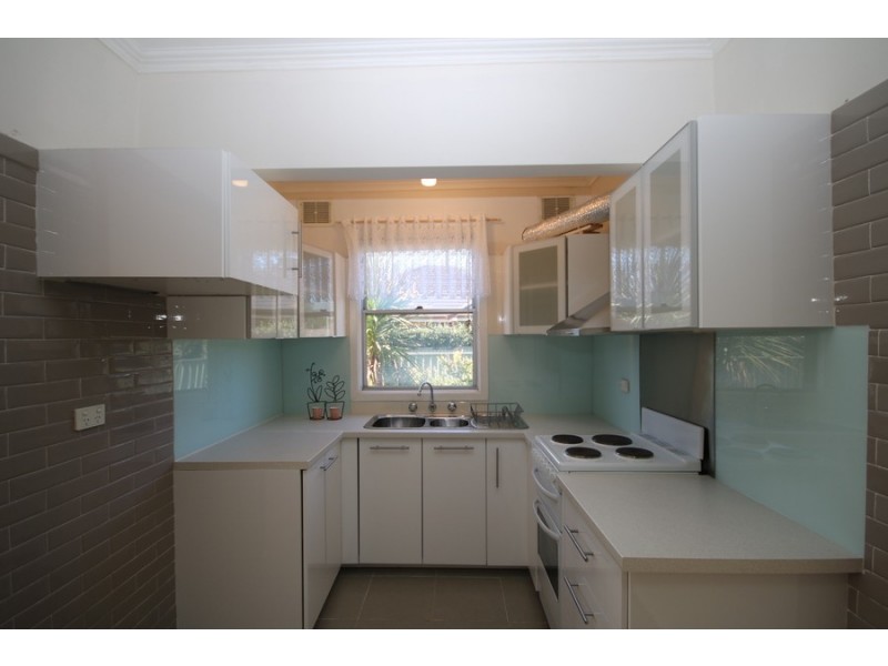 54 Amy Road, Peakhurst NSW 2210