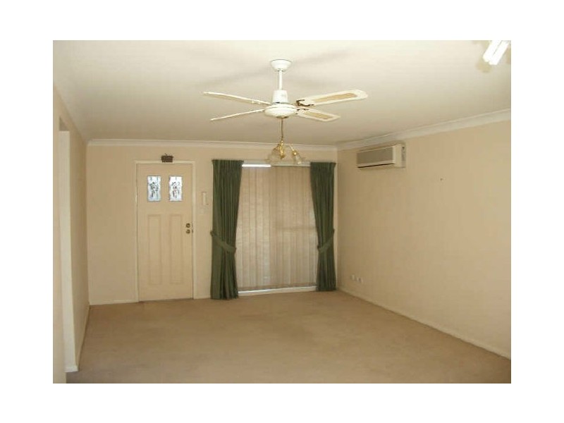 3/4 Bell Street, Picnic Point NSW 2213