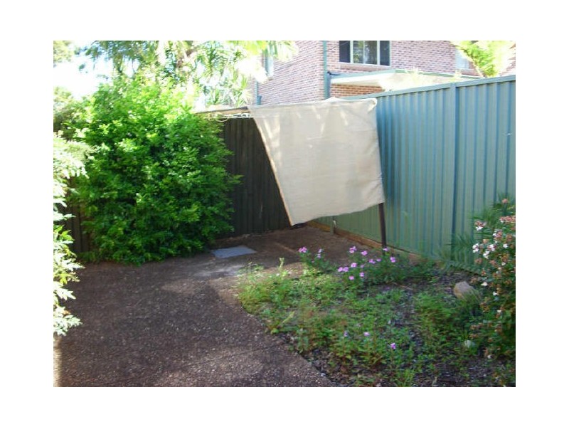 3/4 Bell Street, Picnic Point NSW 2213