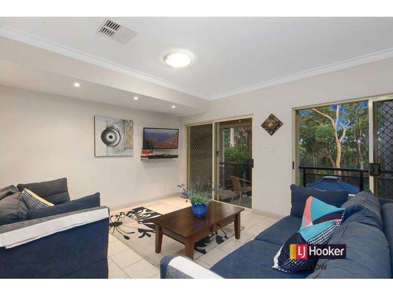 9/837 Henry Lawson Drive, Picnic Point NSW 2213