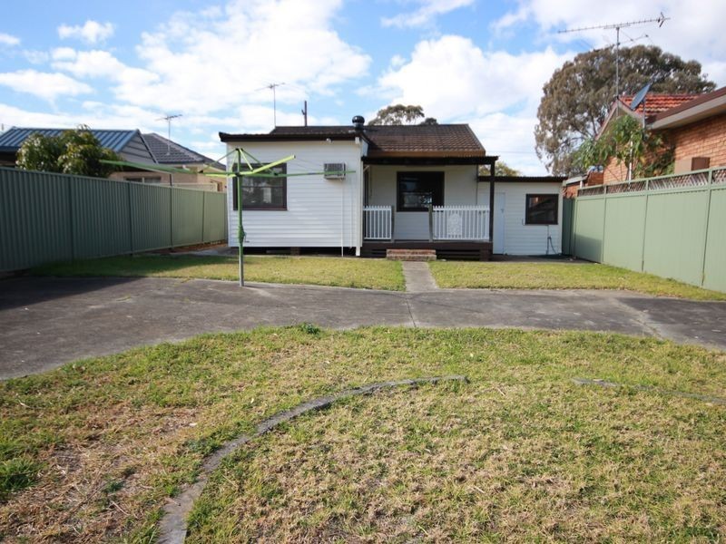 2 Lang Street, Padstow NSW 2211