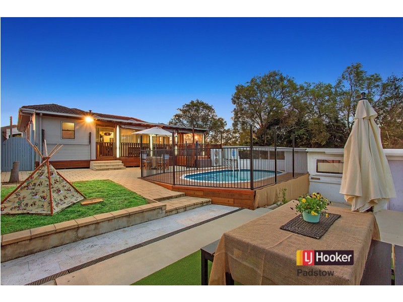92 Thomas Street, Picnic Point NSW 2213