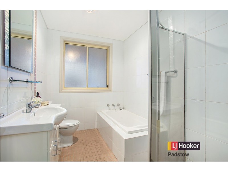 1b Gowlland Parade, Panania NSW 2213