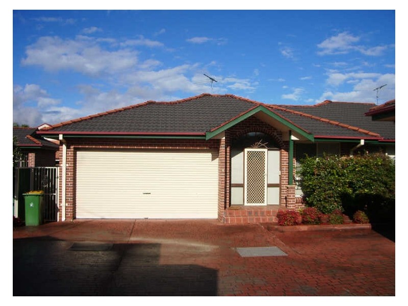 7/135 Lambeth Street, Picnic Point NSW 2213