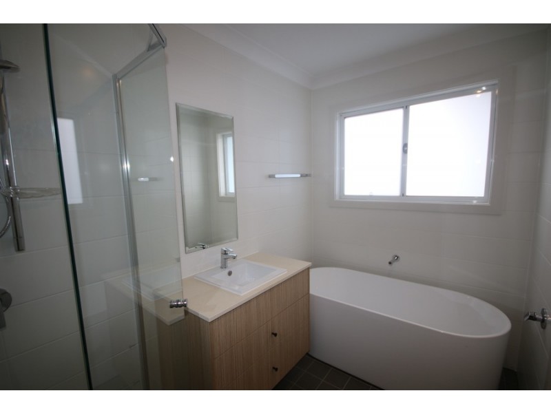 18A Tallawarra Avenue, Padstow NSW 2211