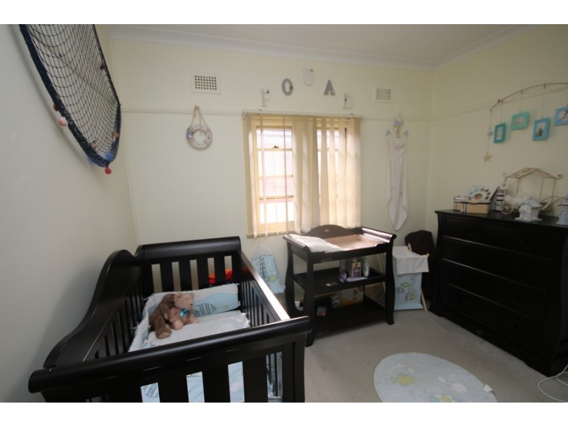 4 Ashmead Avenue, Revesby NSW 2212