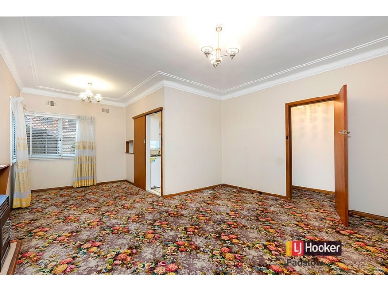 9 Anderson Avenue, Panania NSW 2213