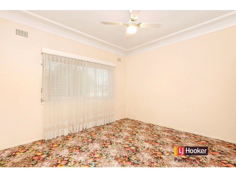 9 Anderson Avenue, Panania NSW 2213