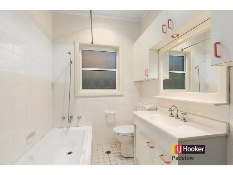 82 Centaur Street, Revesby NSW 2212