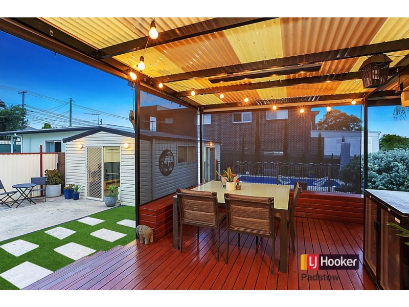 41 Burns Road, Picnic Point NSW 2213