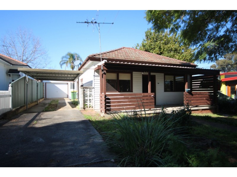 39 McGirr Street, Padstow NSW 2211