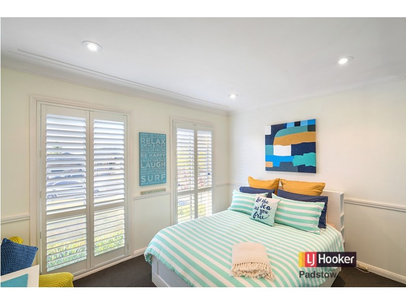 5 Seidel Avenue, Picnic Point NSW 2213