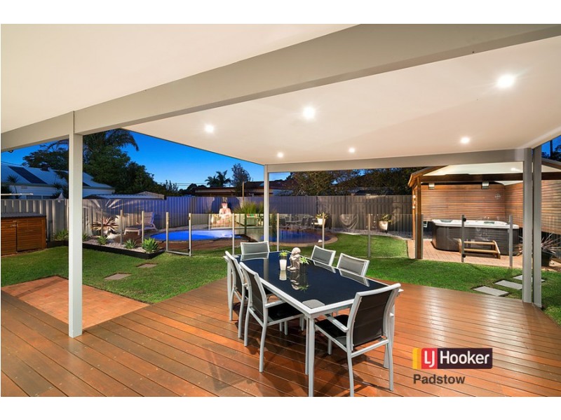 5 Seidel Avenue, Picnic Point NSW 2213