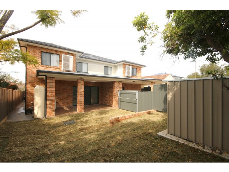 8 Nichols Avenue, Revesby NSW 2212