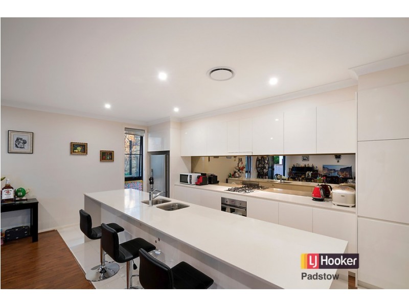 30 Bardo Circuit, Revesby Heights NSW 2212