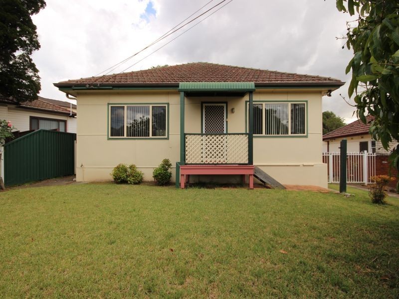 18 Banks Street, Padstow NSW 2211