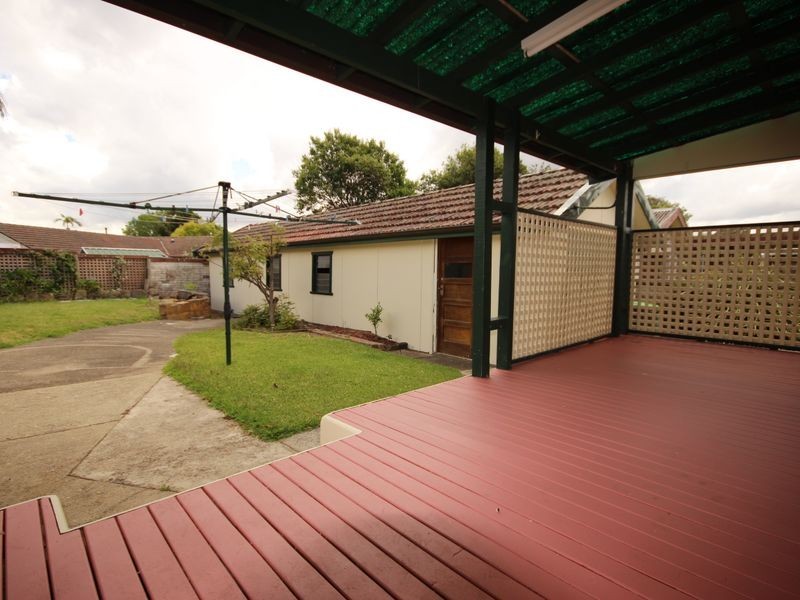 18 Banks Street, Padstow NSW 2211