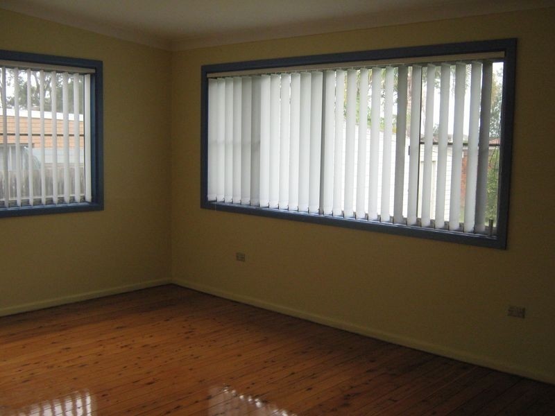 10 Kingston Avenue, Panania NSW 2213