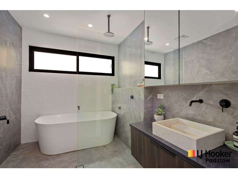 5 Barry Crescent, Padstow Heights NSW 2211