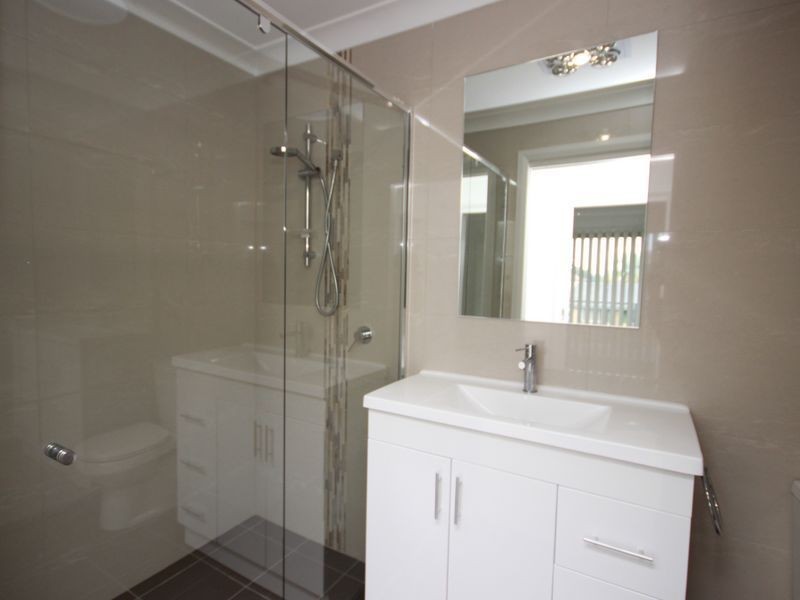 2/107-109 Kennedy Street, Picnic Point NSW 2213