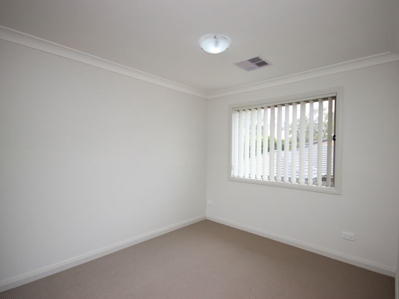 2/107-109 Kennedy Street, Picnic Point NSW 2213