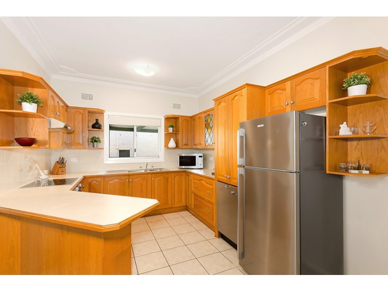 24 Rivenoak Avenue, Padstow NSW 2211