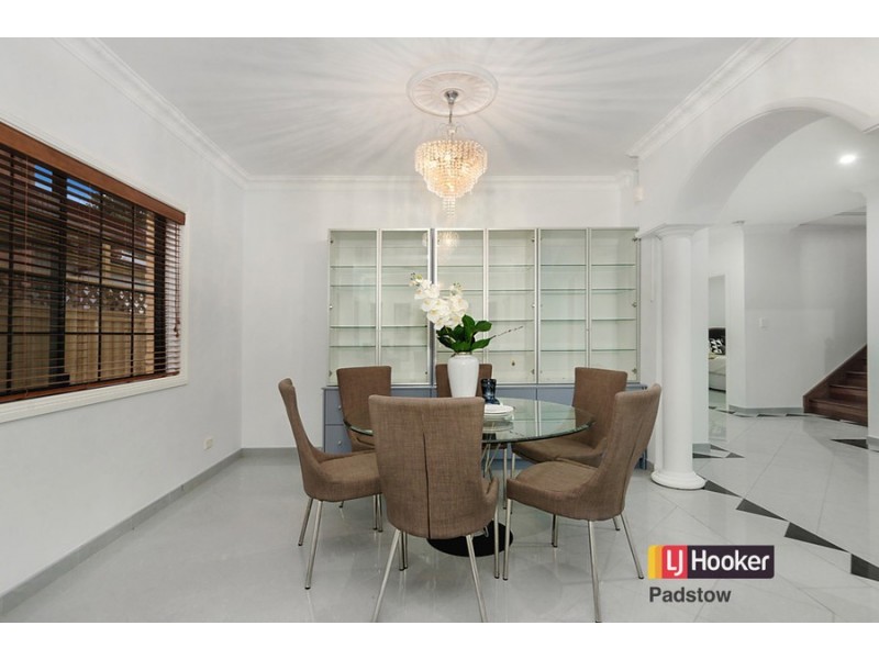 16 Craigie Avenue, Padstow NSW 2211