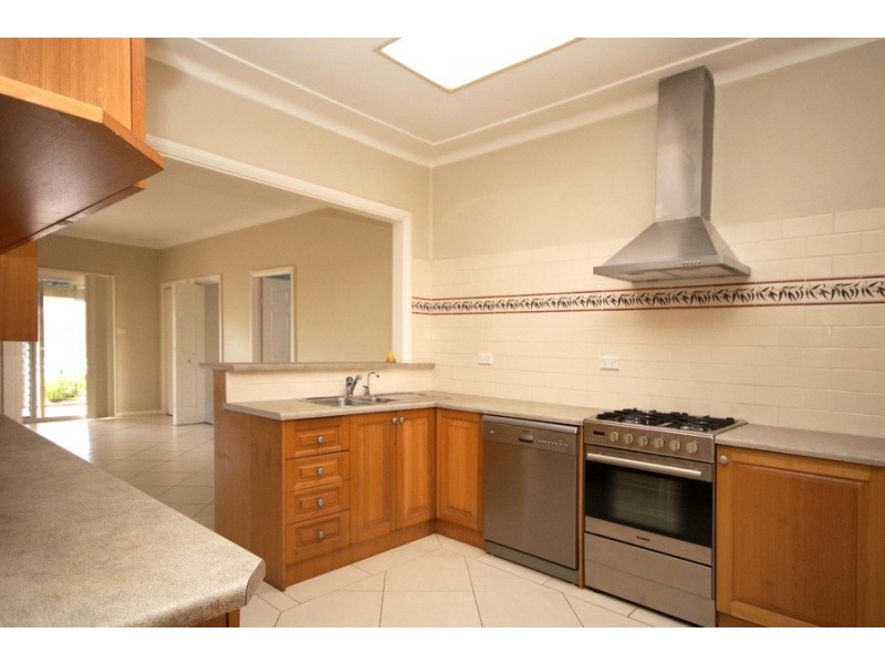 25 Rivenoak Avenue, Padstow NSW 2211