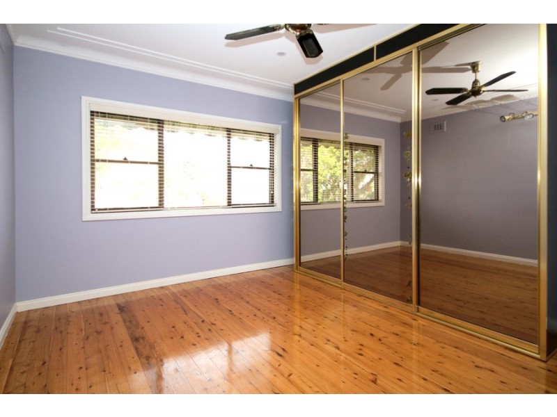 25 Rivenoak Avenue, Padstow NSW 2211