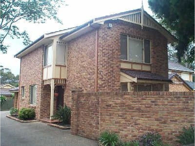 1/827 Henry Lawson Drive, Picnic Point NSW 2213