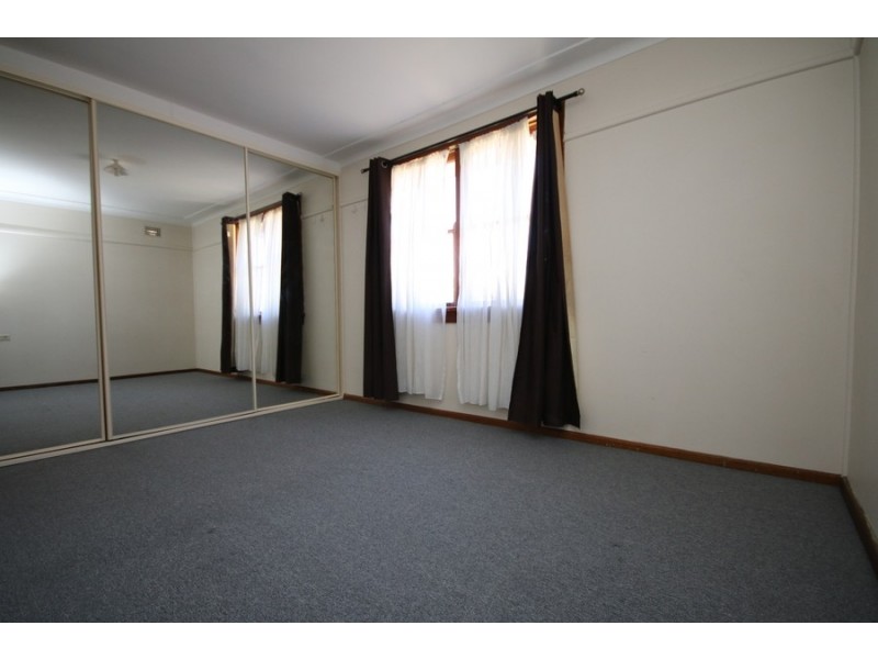 223 Davies Road, Padstow NSW 2211