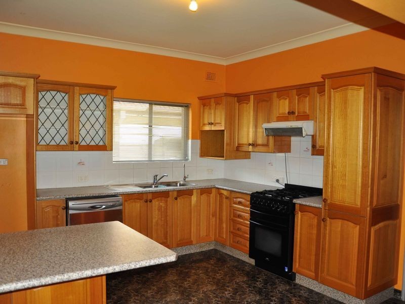 31 Clifford Street, Panania NSW 2213