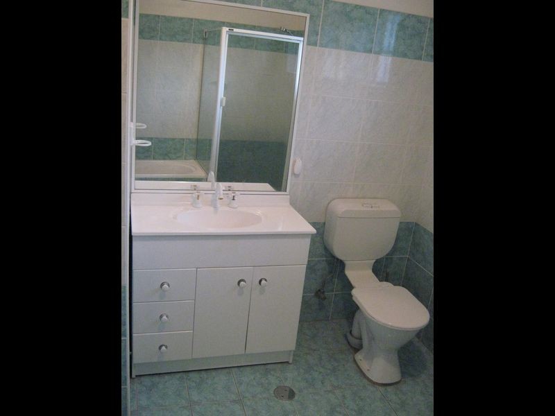 9/135 Lambeth Street, Picnic Point NSW 2213