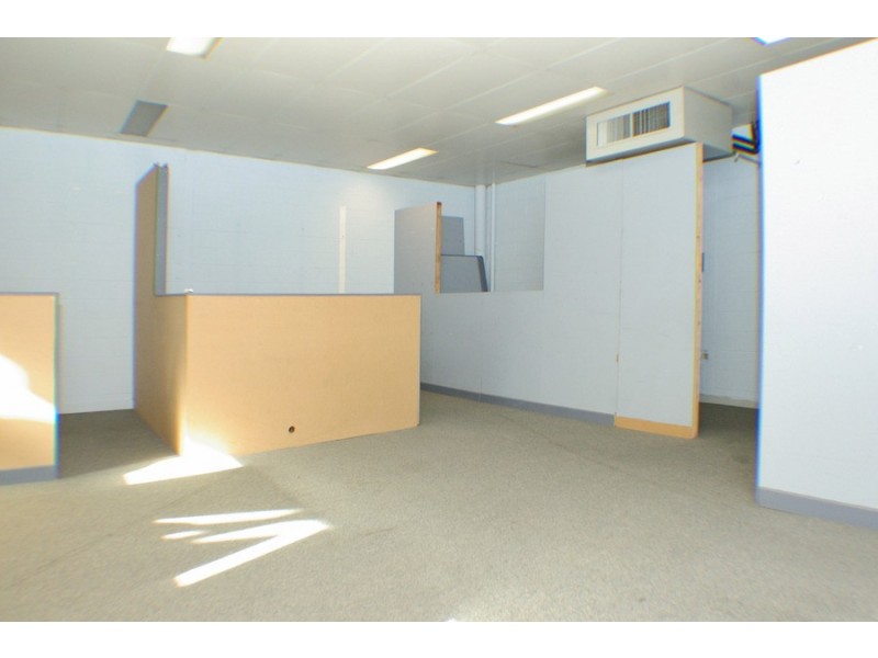 2/31 Maclaurin Avenue, East Hills NSW 2213