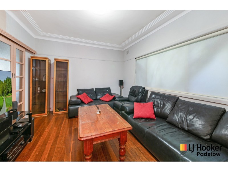 9 Lorraine Avenue, Padstow Heights NSW 2211